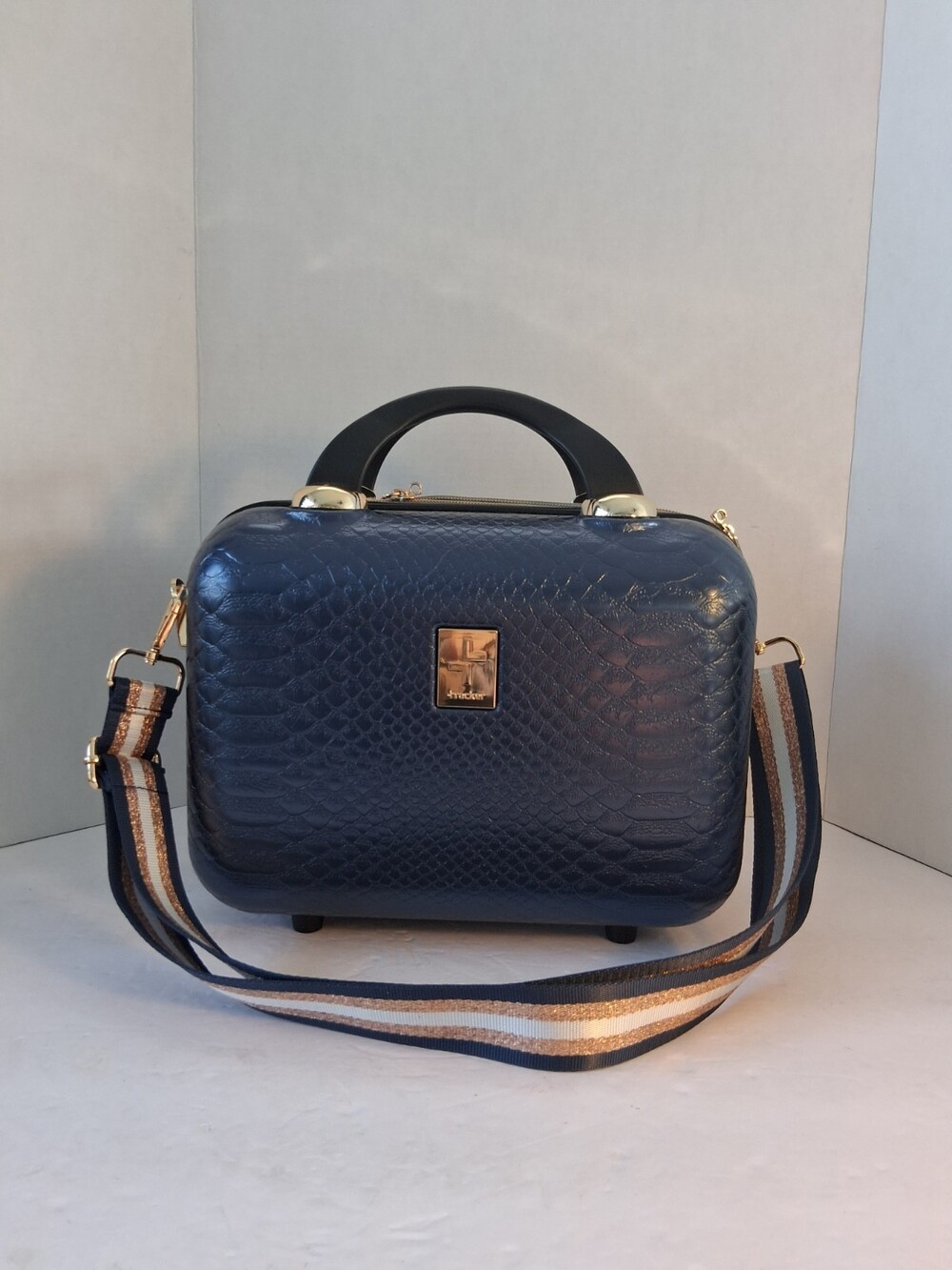 Tracker Blue Croc Hard Shell Cosmetic Case Travel Vanity Makeup Train Bag Strap